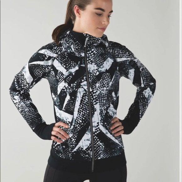 {Lululemon} Scuba Hoodie III size 6 - Picture 1 of 5